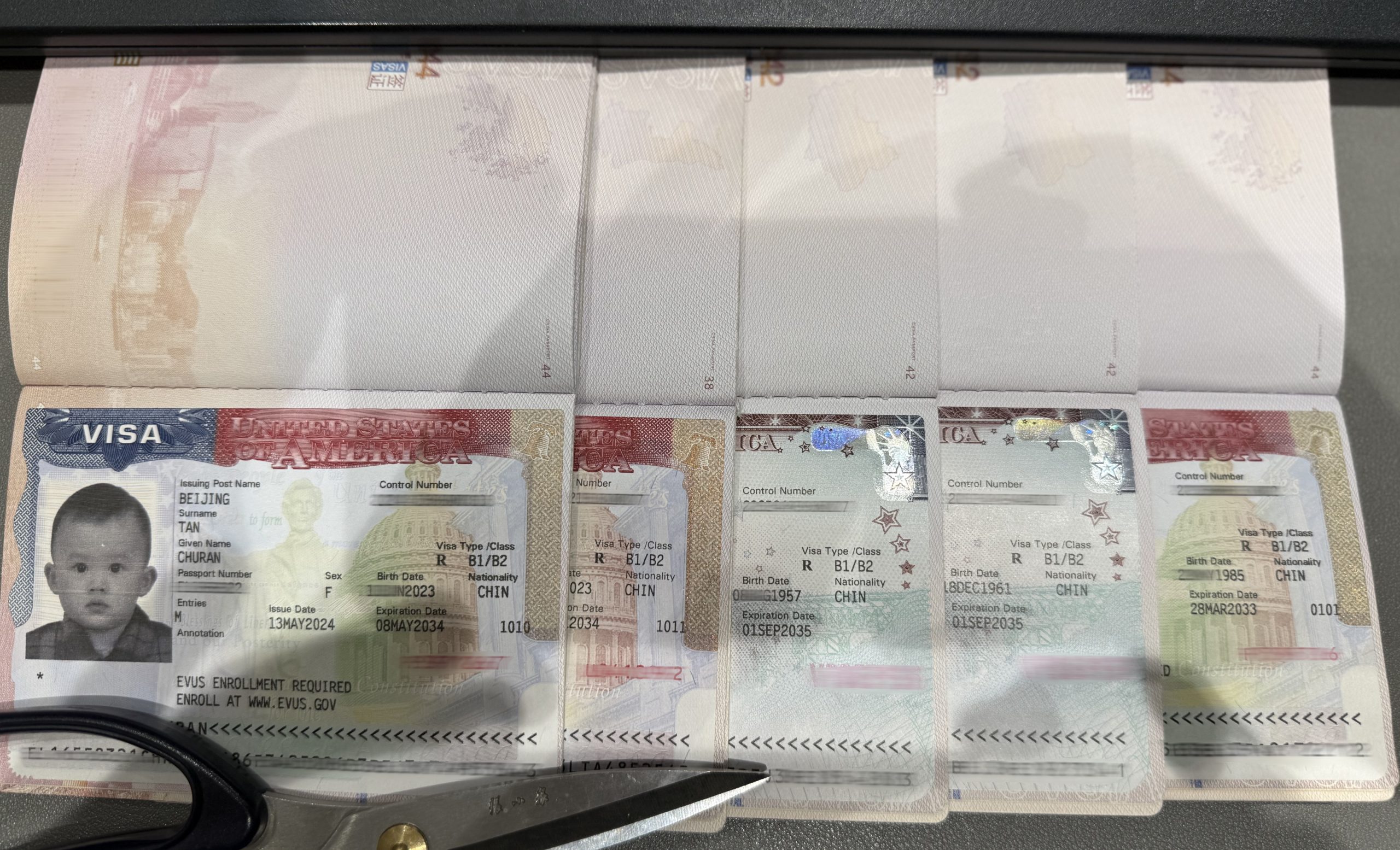 十年之后，再次陪父母走进美国使馆